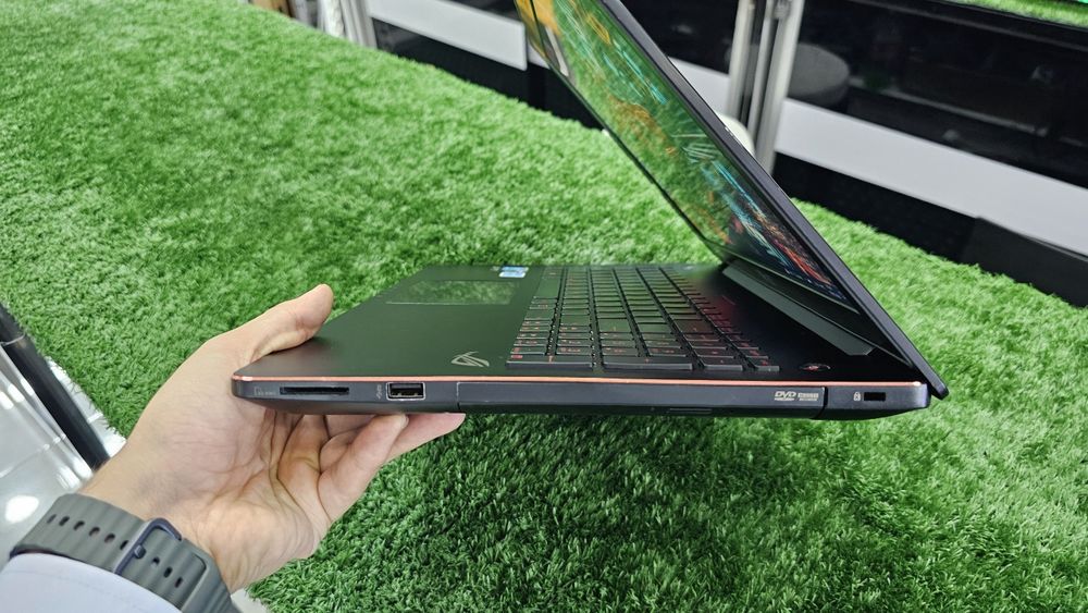 ASUS ROG Gaming  енгил игралар уйнайдиган и дизайн ун серёзный НОУТБУК