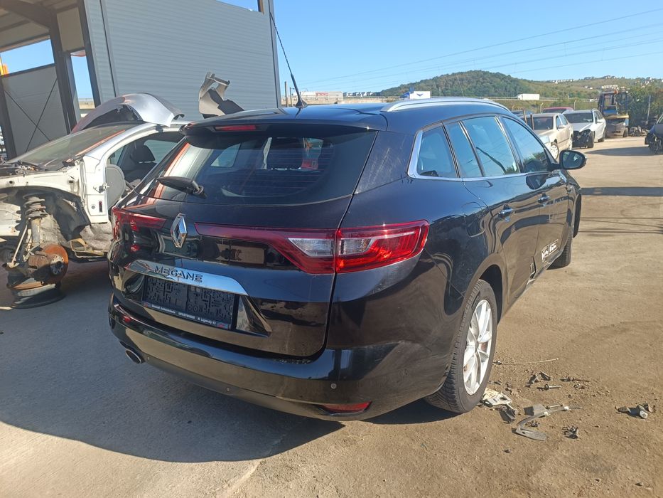 Dezmembram Renault Megane 4, motor 1.5 dci, euro 6