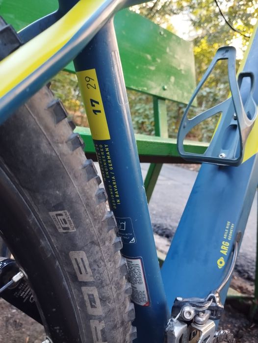 Bicicleta Cube Reaction carbon, 29".