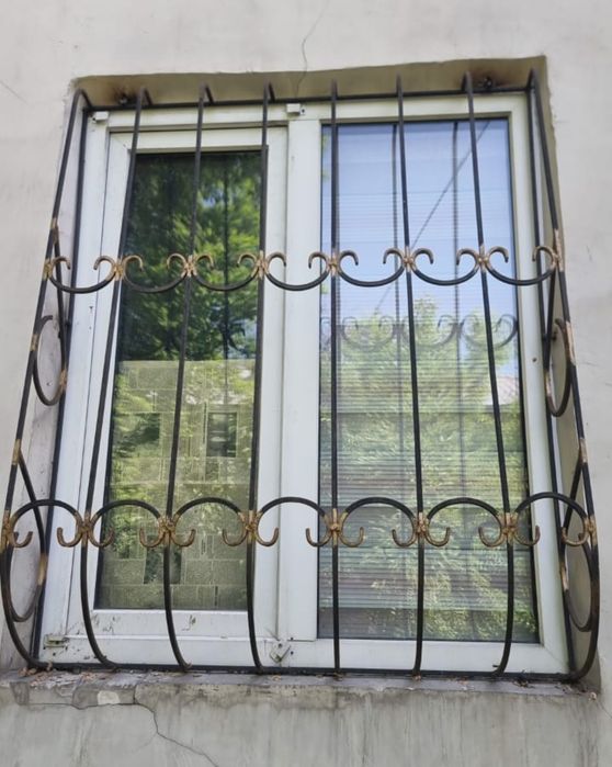 Продам Решётки б/у