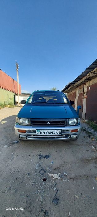 Продам машину митсубиси рвр  1994 год