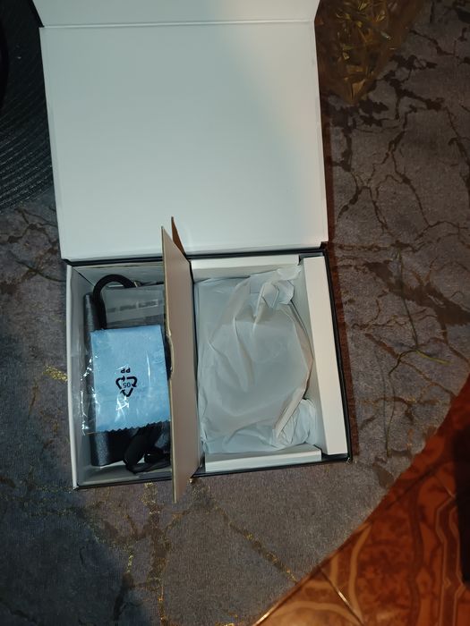 Vând Aparat Foto Digital Excitat 5K Ultra HD – 75MP