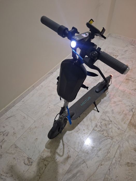 Trotineta Motus Scooty noua