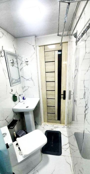 Вакзал Бирлант сити тўғрисидаги домда квартира зўдлик билан Сотилади