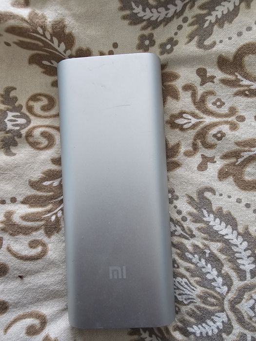 Xiaomi power bank преносима батерия
