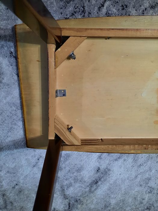 Срочно журнальный столик