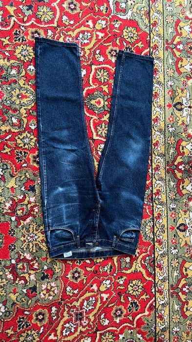Продам джинсы Wrangler — классическая модель
