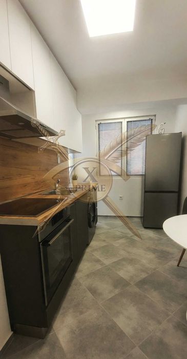 Дава се под наем Тристаен апартамент в Варна, ВИНС - 90 кв.м за 800 € - Снимка #2