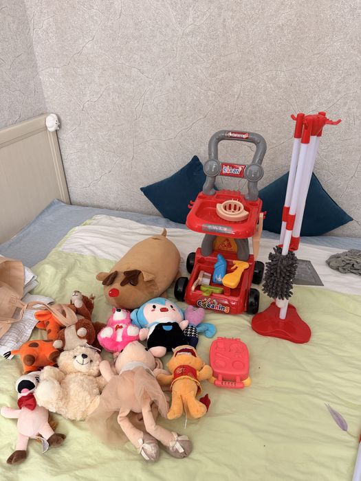 Детские игрушки отдам