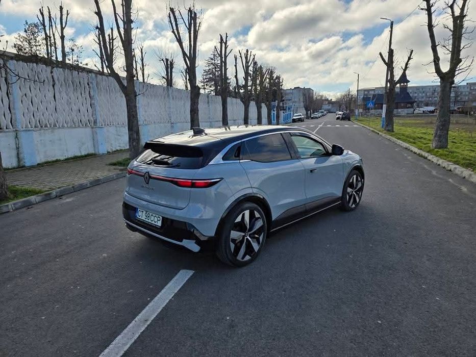 Vând Renault Megane E-Tech ev60