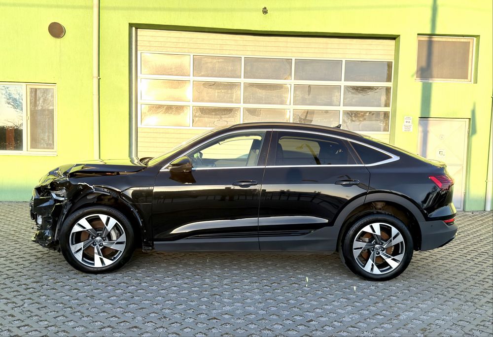 AUDI E - TRON 55 QUATTRO На Части