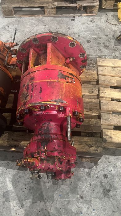 Vand Reductor si hidromotor de rotire. JCB. 330