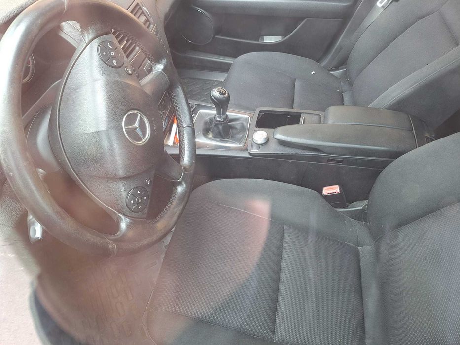 MERCEDES-BENZ C-Class 2010 — imagine 5