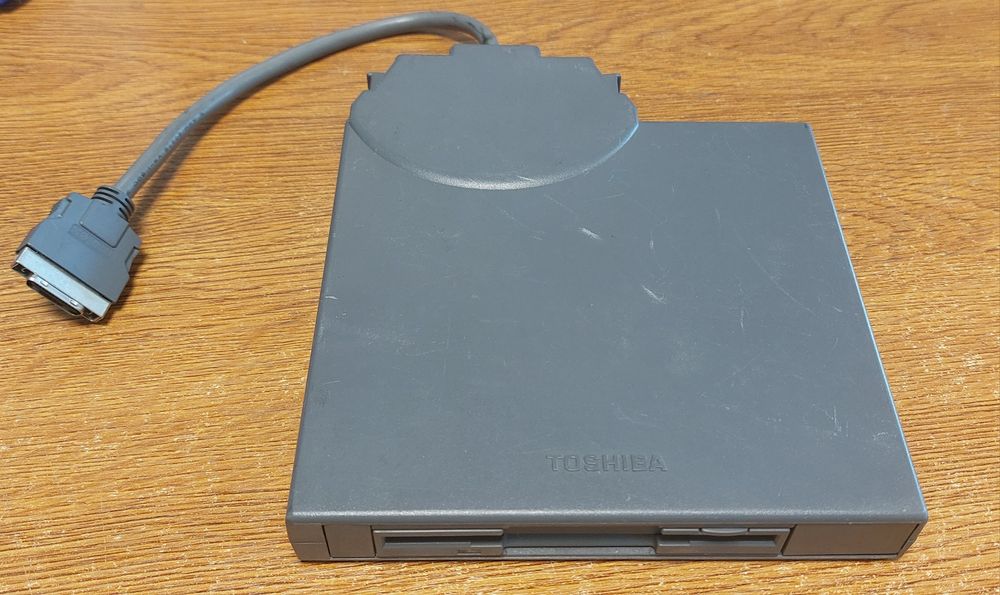 Unitate floppy disc de 1.4 Mb și dischete separat