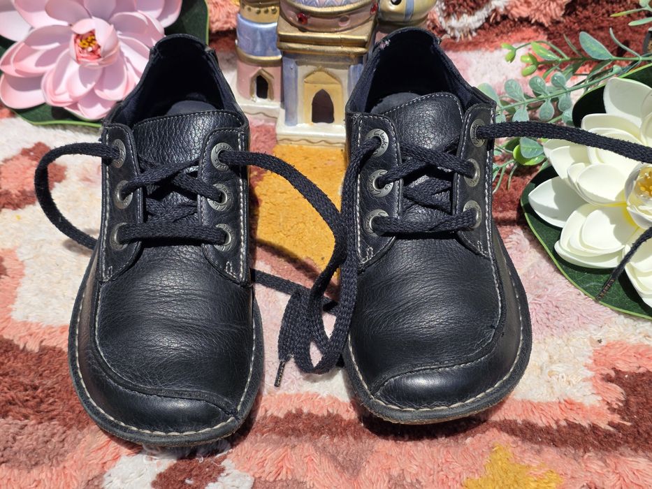 Clarks обувки естествена кожа N38