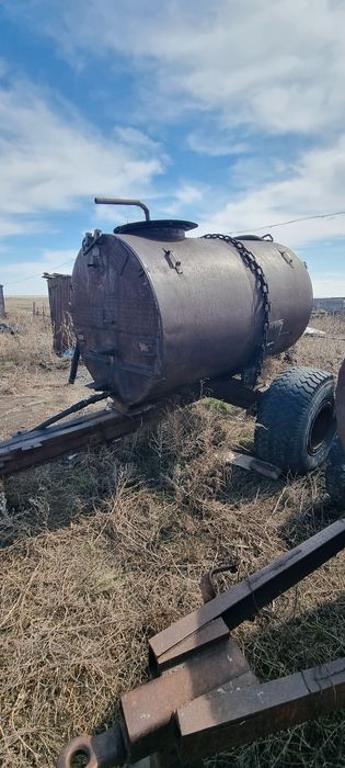 Продам водораздатчик 3.5 куба