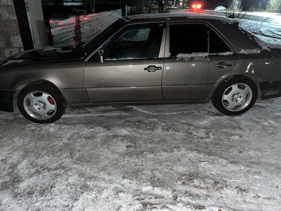 Mersedes-Benz w124 /102/ 2.3