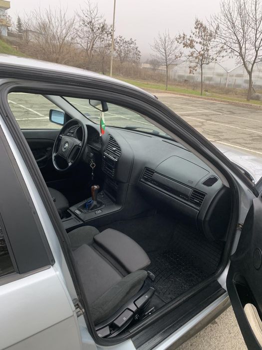 BMW e36 перфектна!!!