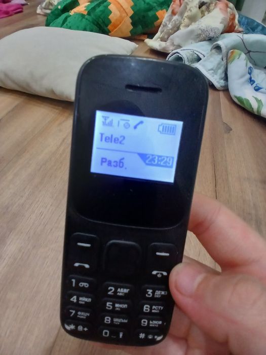 Кнопочный телефон