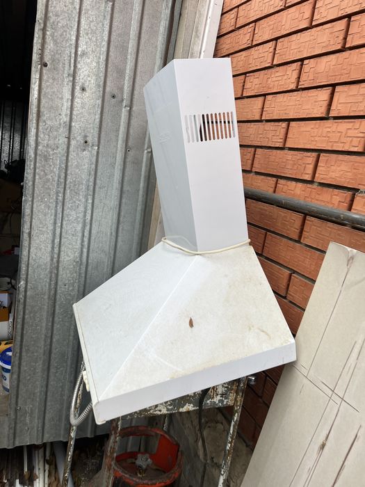 вытяжка рабочий 10 000