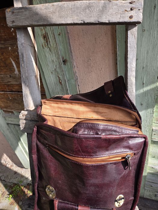 Кожена  раница за документи и лаптоп