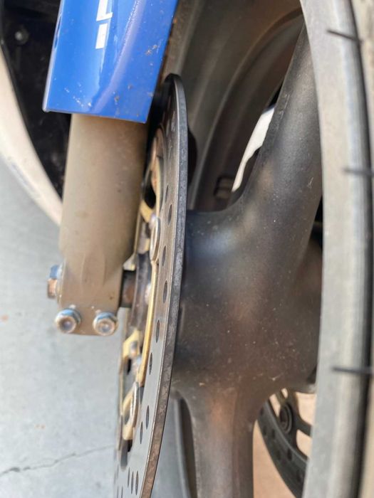 Продавам пистов мотор Honda Cbr 600 F4I Sport