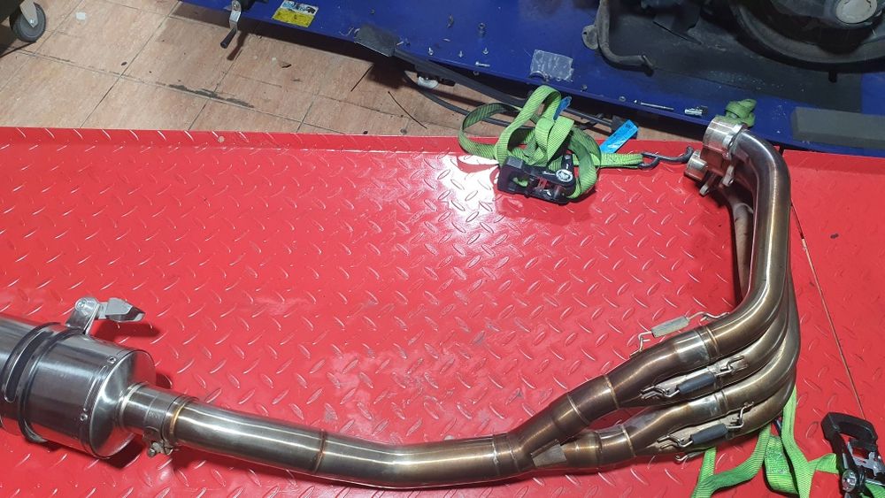 Vand evacuare honda cbr 650f  black widow