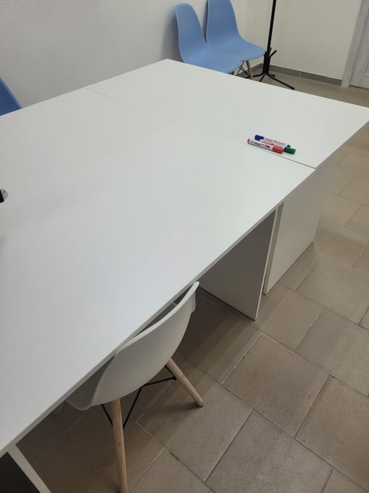 Столы письменные новые