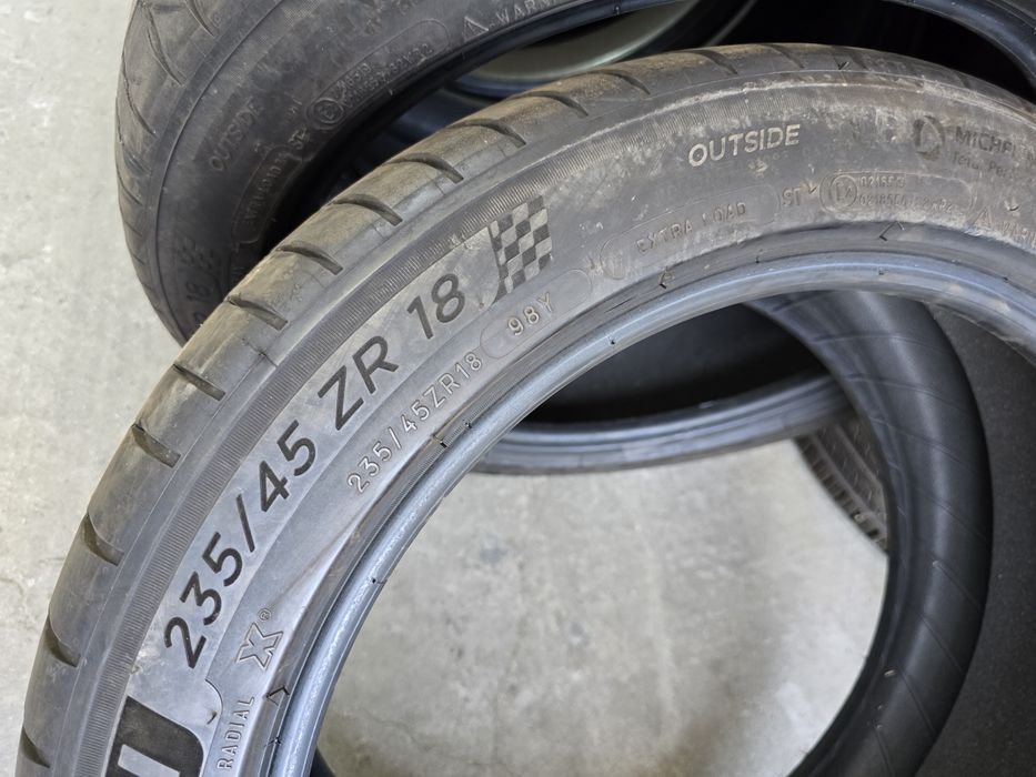 235/45/18 MICHELIN 4бр
