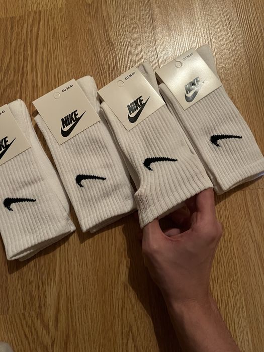 Sosete nike lungi albe