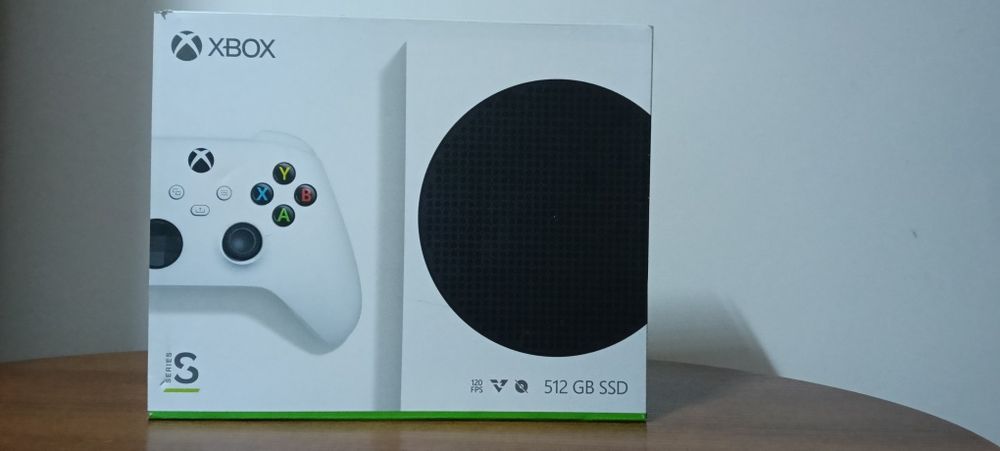 Xbox Series S varianta cu 512 gb stocare
