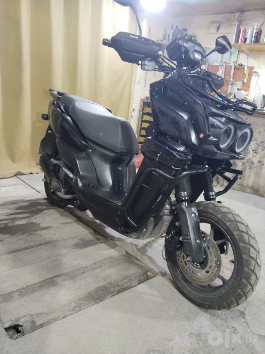 Продается скутер Танк 150 кубов