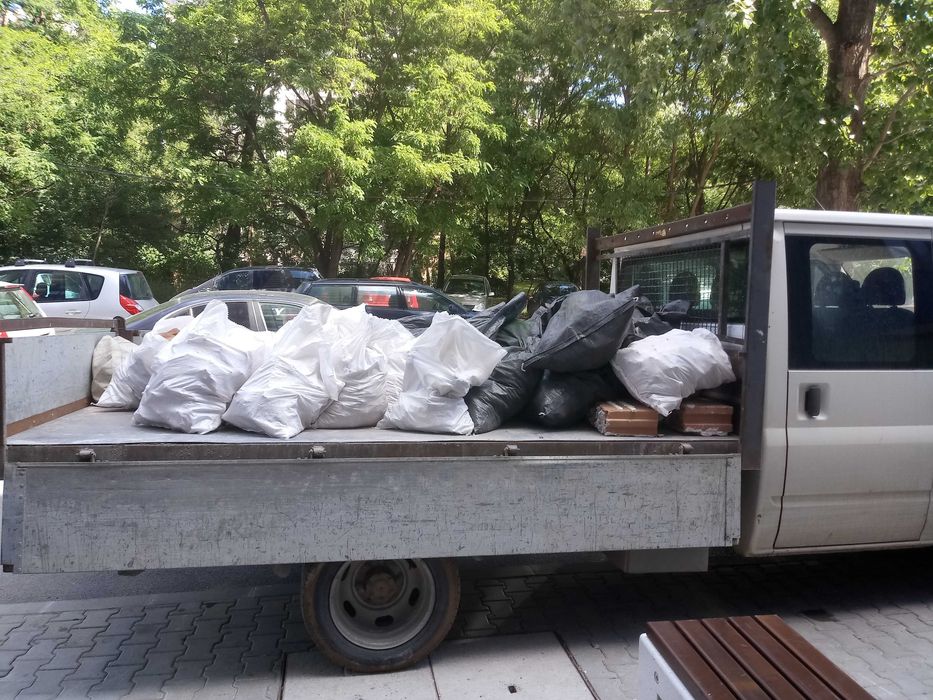 Транспортни Услуги със самосвал  до 2.5 тона