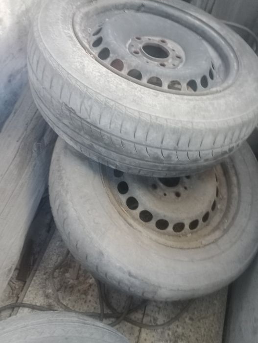 Продам 4 диска на 15 от бмв
