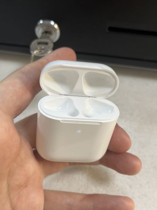 кейс от эйрподс 1