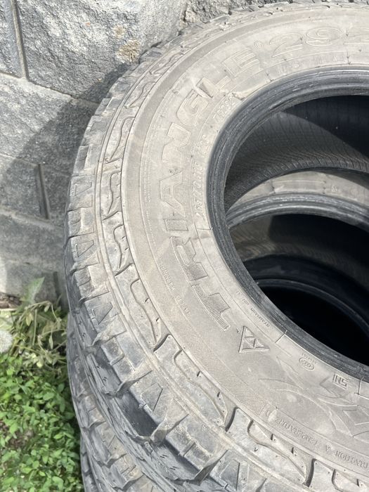 Покрышки 4 шт 265 70 r16