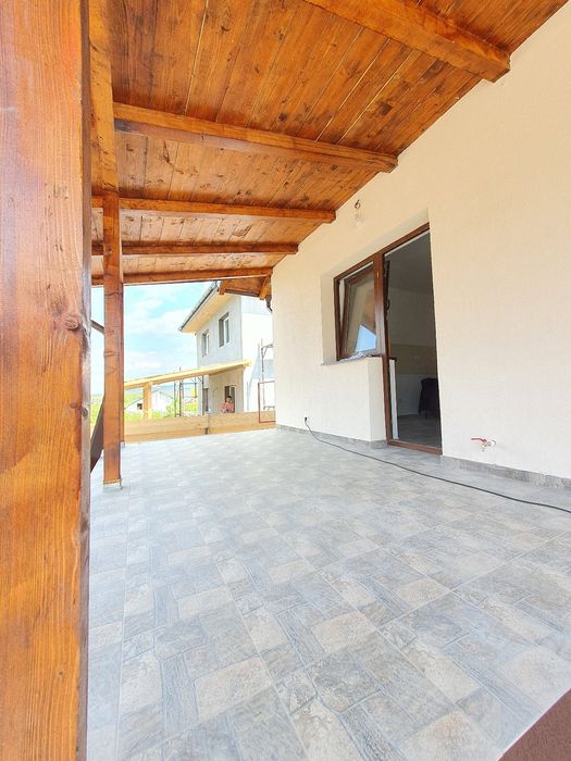 Casa PARTER,90 MP,Hlincea,Teren 305 M..Intabulata.Mutare imediata.