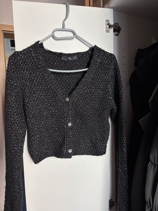Къси панталонки Zara, Bershka, дънки, жилетка Mango