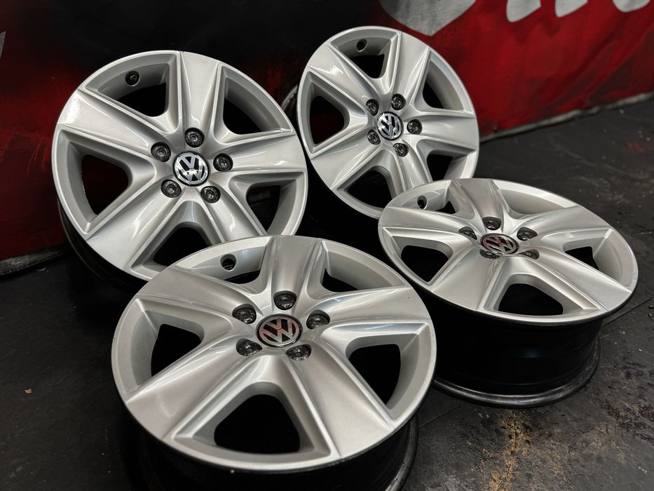 Фолксваген VW структурни метални джанти с ОРИГИНАЛНИ тасове 16 цола