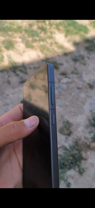 Oneplus ace 5 or 13R