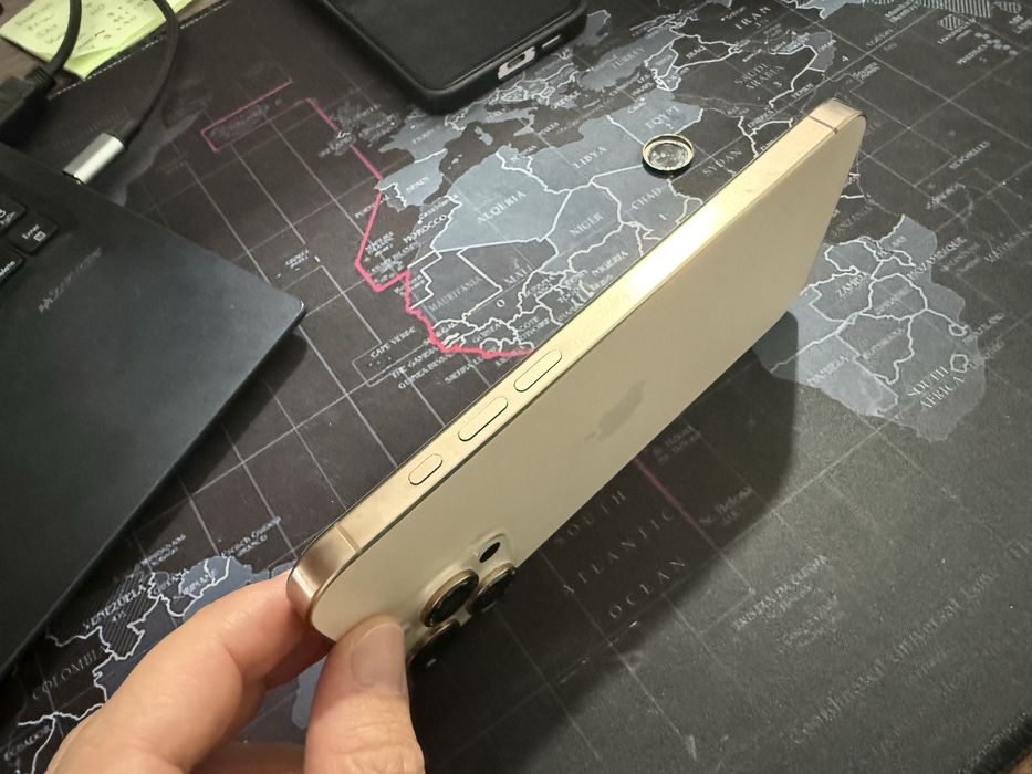 Iphone 16 pro max 256 gold