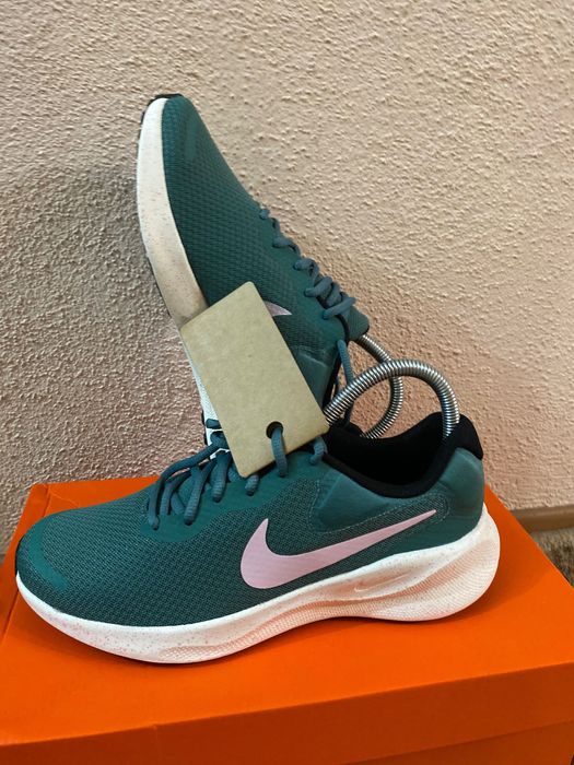 Маратонки Nike / неизползвани