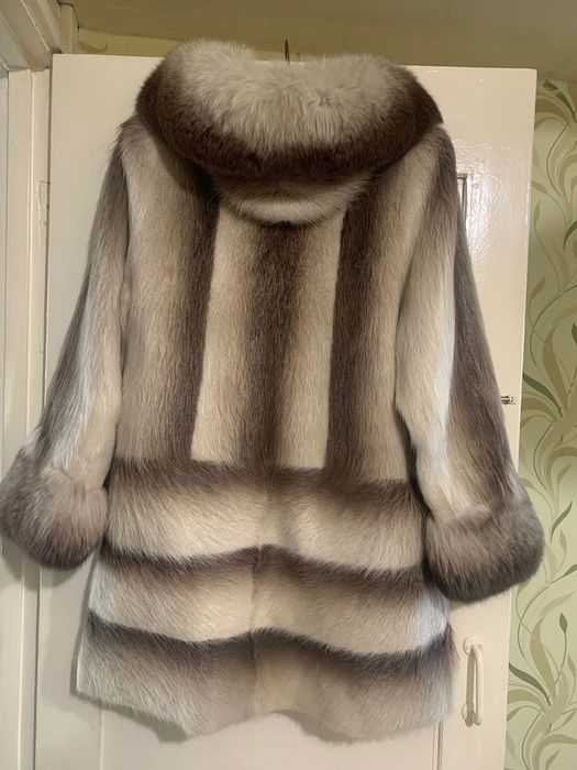 Продам шубу 60000