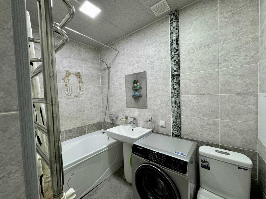 улица Бабура  2/3/9  Биржа  60м²