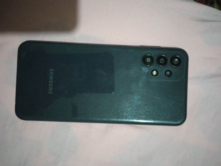 Assalomu alekim telfon sotiladi xolati yaxshi ishlashi zo‘r