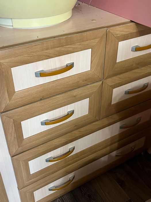 Спальный гарнитур