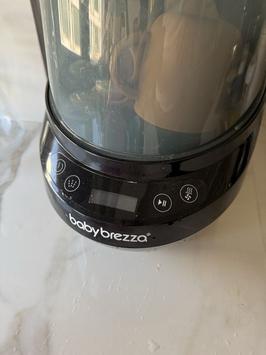 Baby Brezza Sterilizator si uscator de biberoane