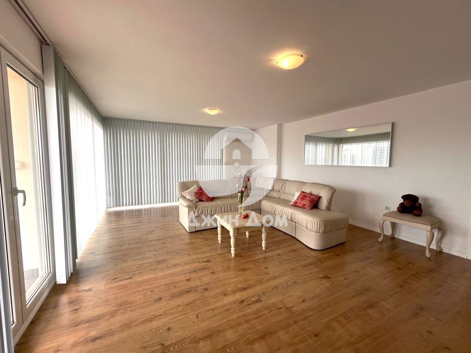 Продава се Многостаен апартамент в Свети Влас - 142 кв.м за 1515 €/кв.м - Снимка #1