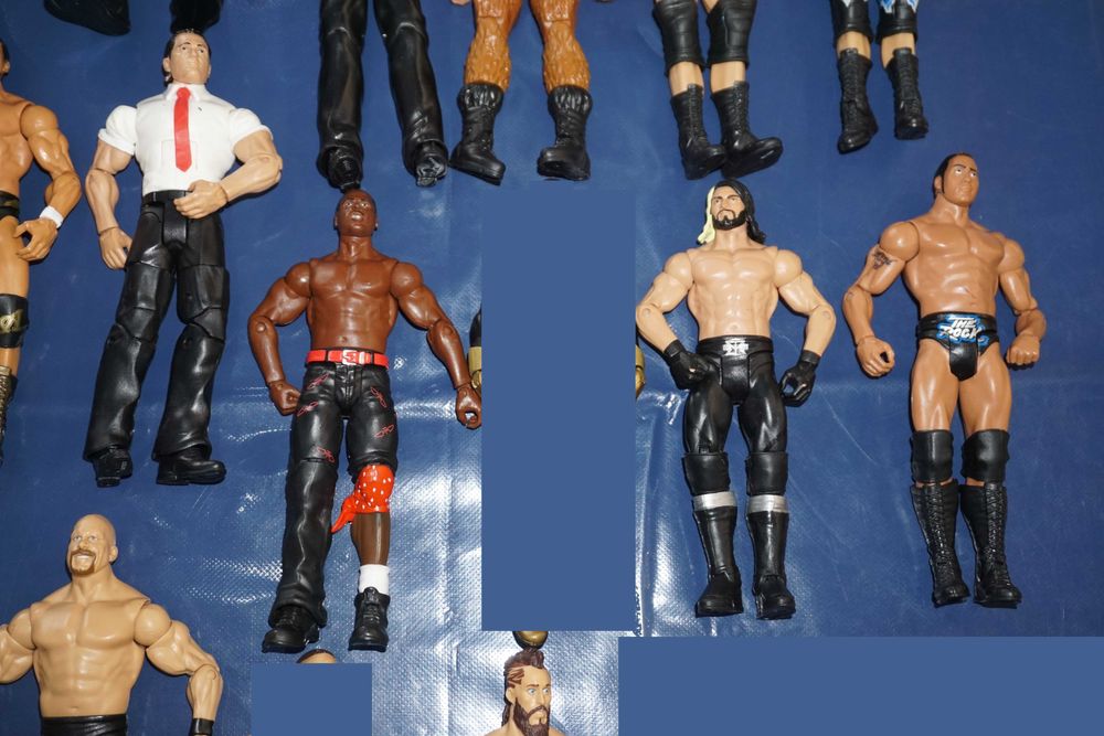 Голям Лот От 22 Кеч Фигури The Rock/Stone Cold/Cryme Tyme/Enzo Amore