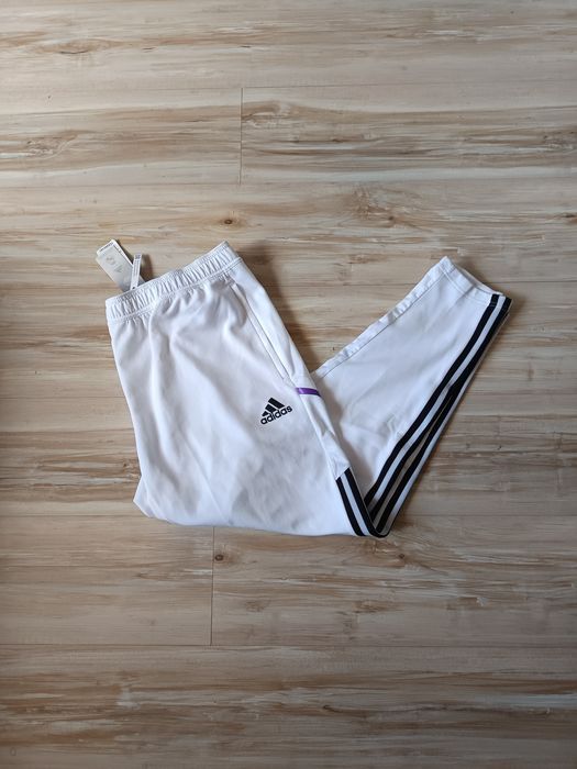 Оригинално мъжко долнище Adidas AeroReady x F.C. Real Madrid